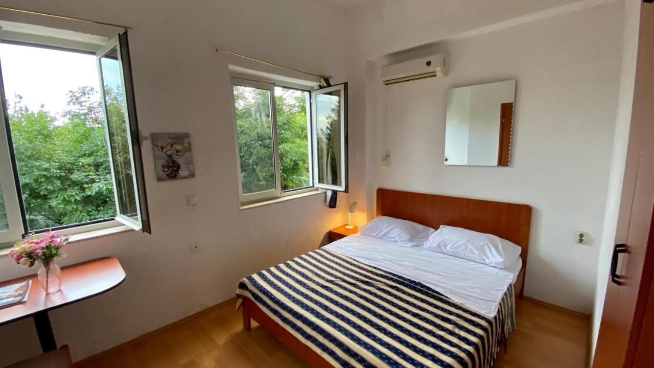 Villa Salyna Ičići Exteriör bild